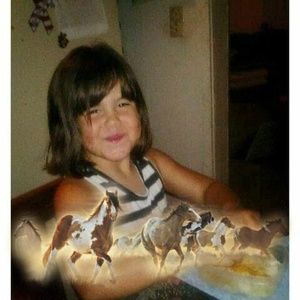 Meet your Posher, Cleo